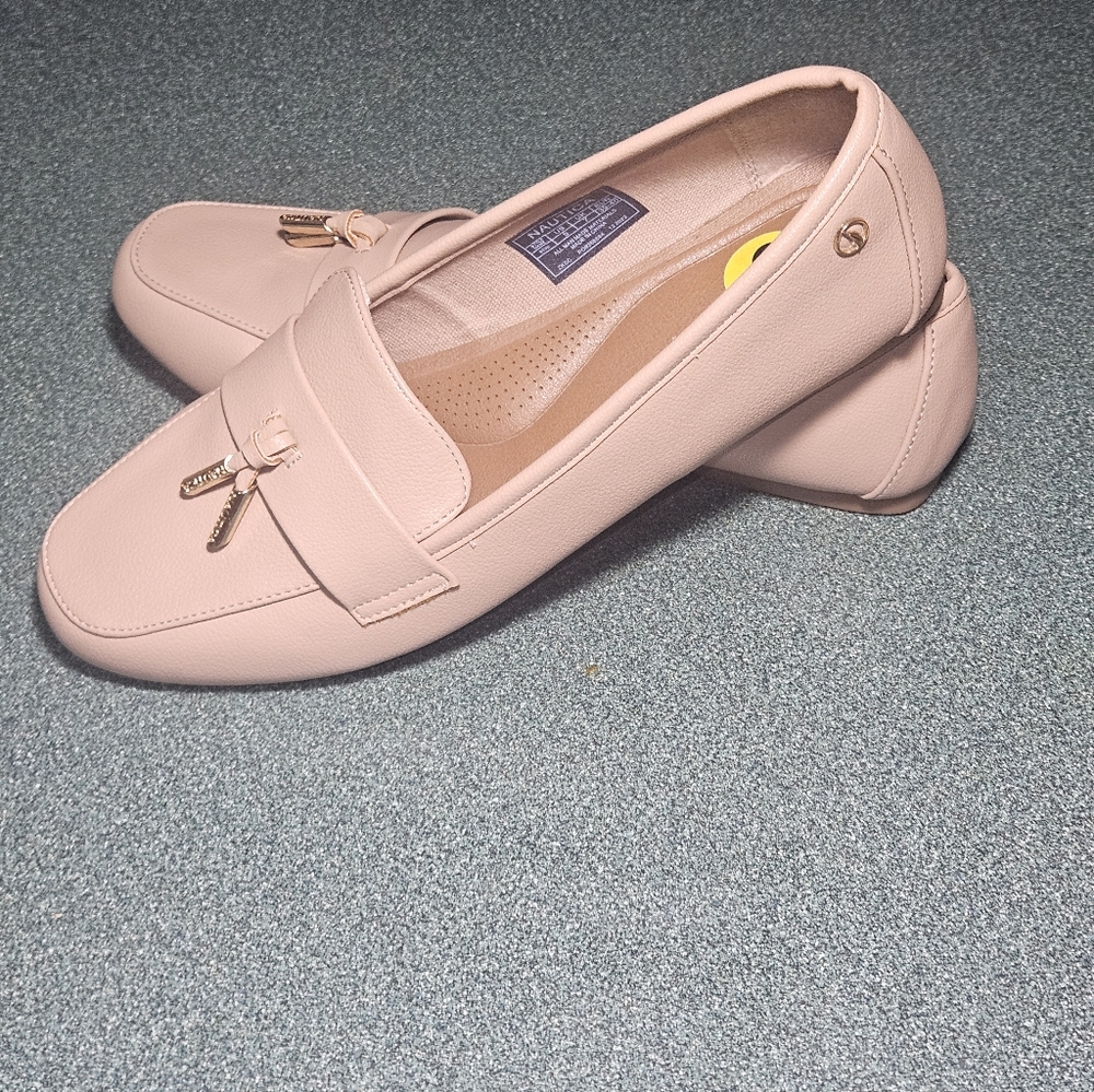 Nautica Women's Tan Loafers with Gold Accents